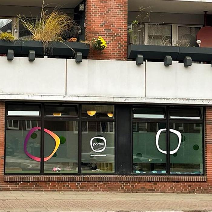 Partou Kita Eilbeker Weg, Eilbeker Weg in Hamburg