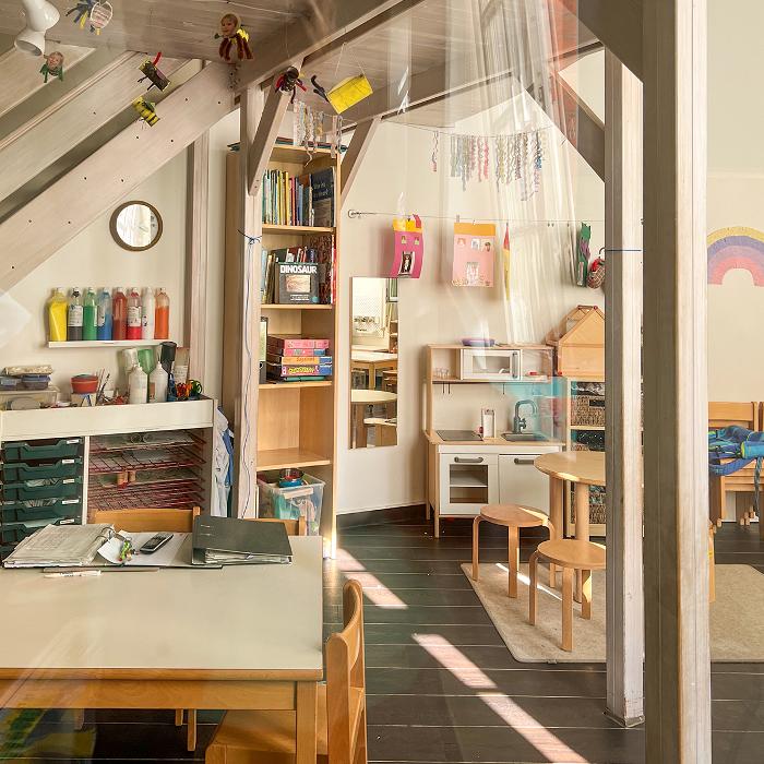 Partou Kita August-Lütgens-Park, Holstenstraße in Hamburg