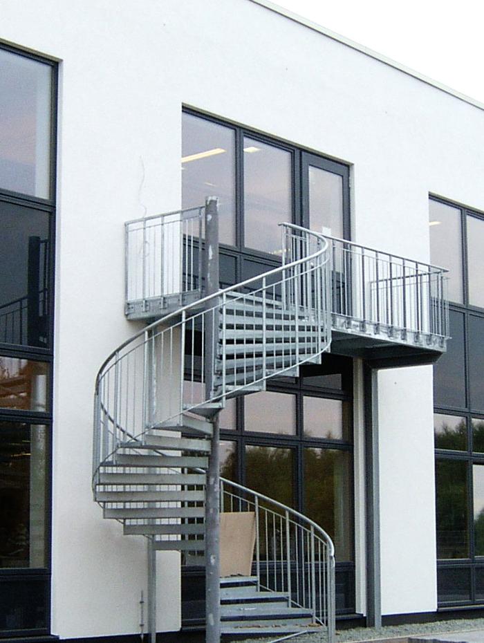 Stahlbau ISTA GmbH, Fabrikstraße in Lübeck