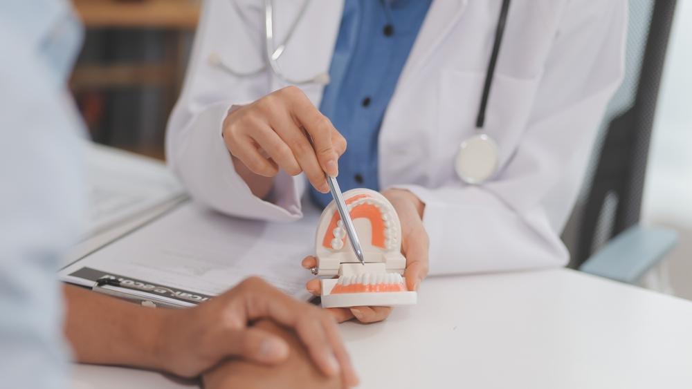 Zahnarztpraxis Hans-Peter Dietrich und Ilka S. Dietrich, Ostring in Frankenthal