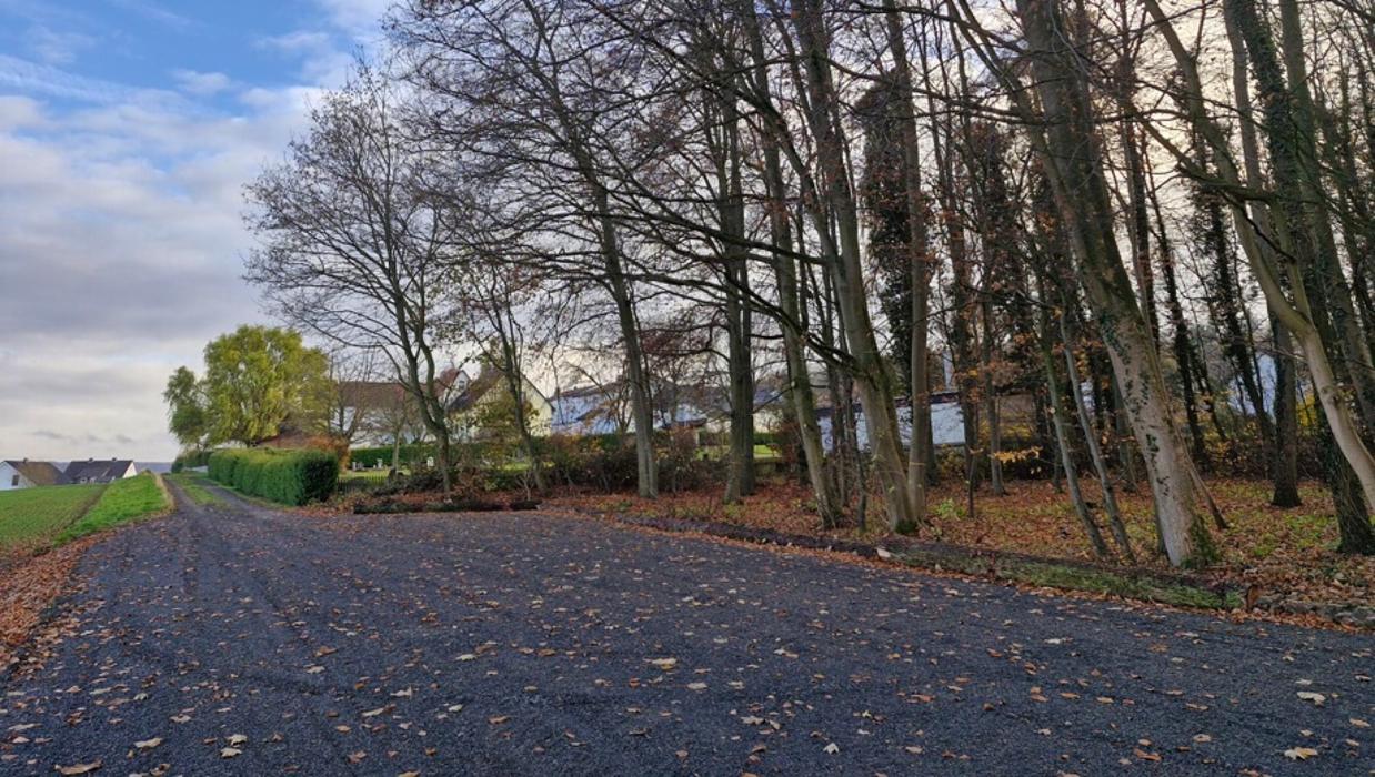 FriedWald Ohetal, Friedhofsweg in Frielendorf