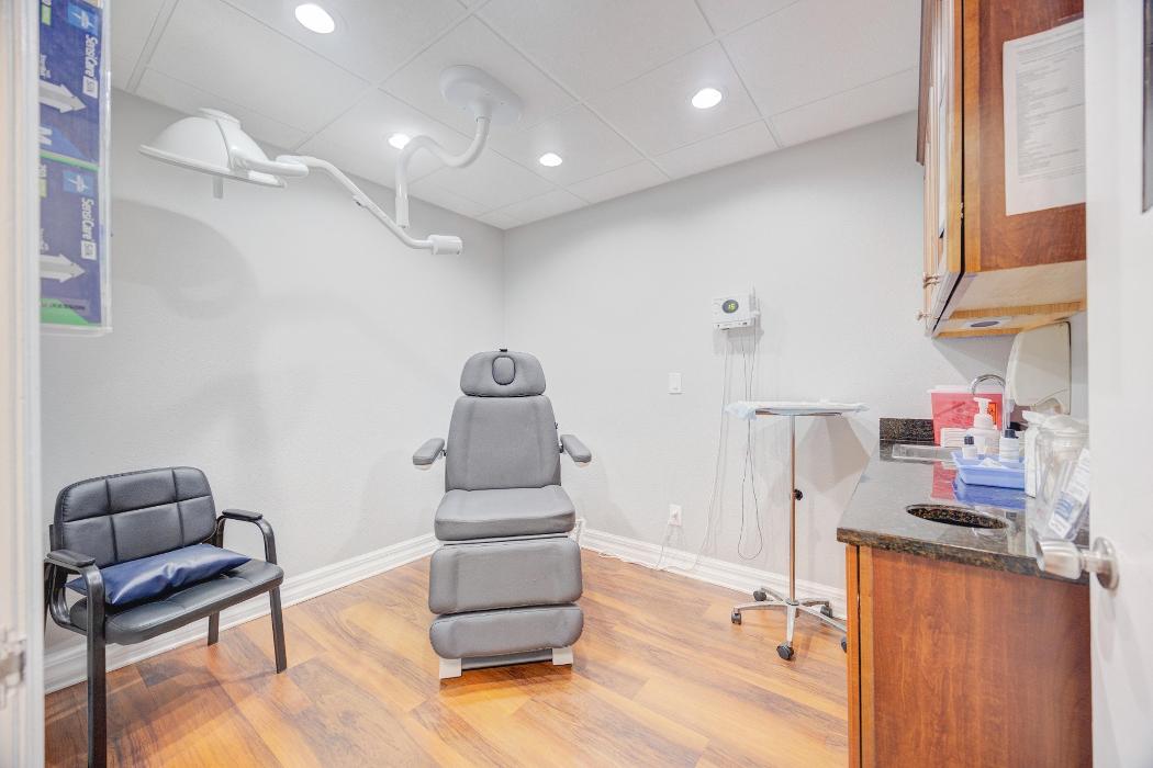 Suncoast Skin Solutions - Brandon, FL