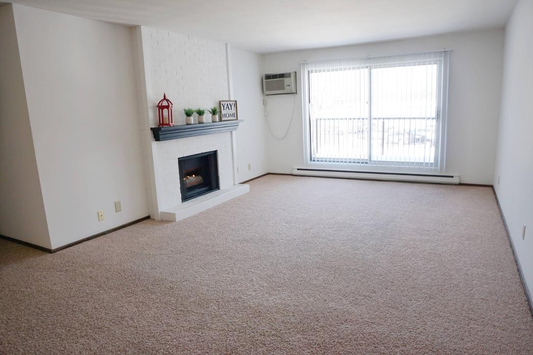 Lamplighter Apartments Logo