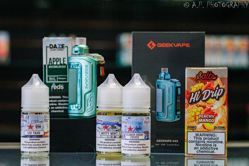 Red Star Vapor & Smoke - Chandler, AZ