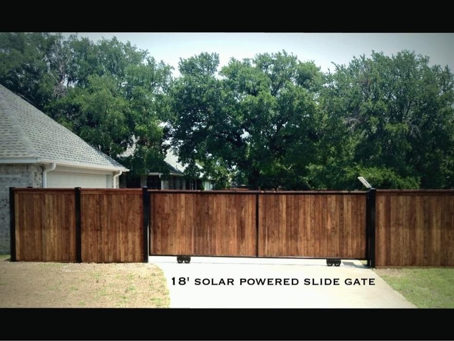 Buzz Custom Fence Image