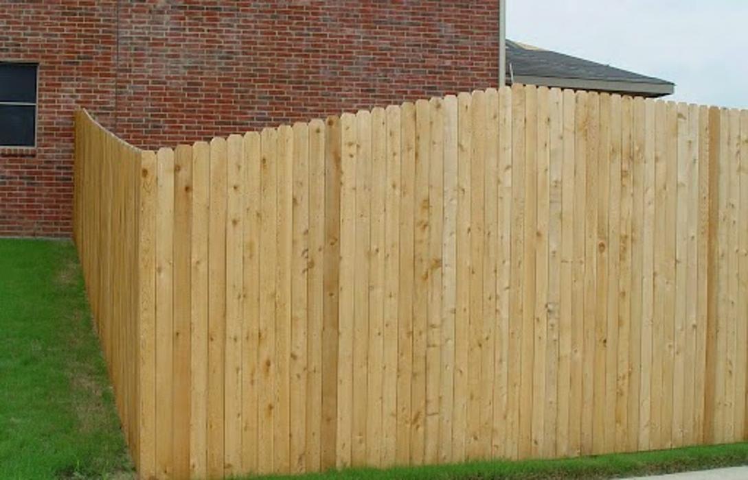 Buzz Custom Fence Image