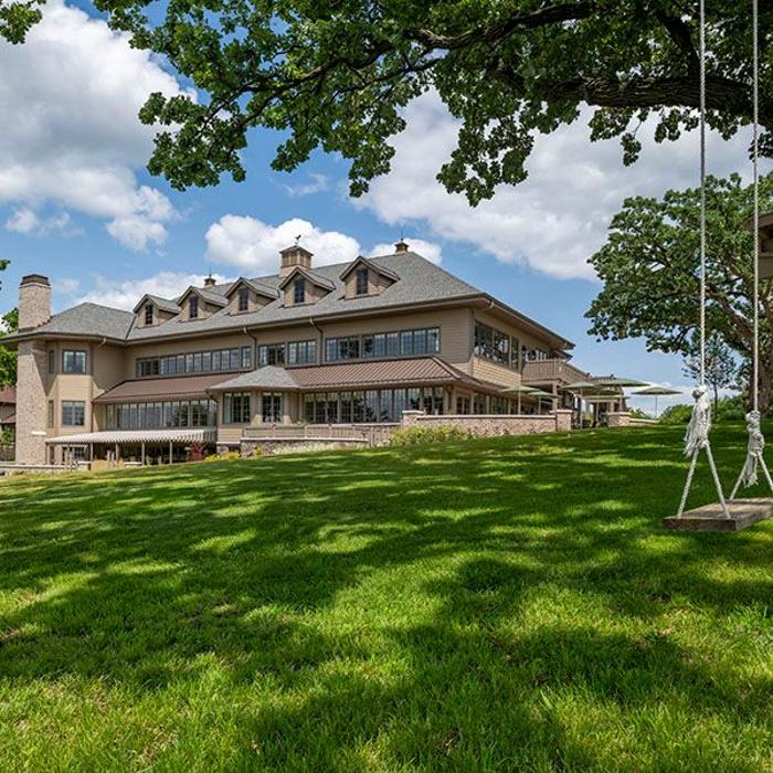 The Commodore - A Bartolotta Restaurant - Hartland, WI