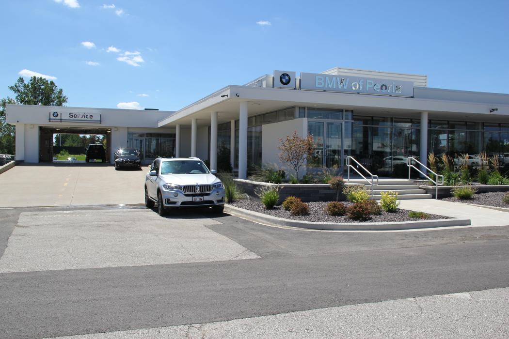 BMW of Peoria Image