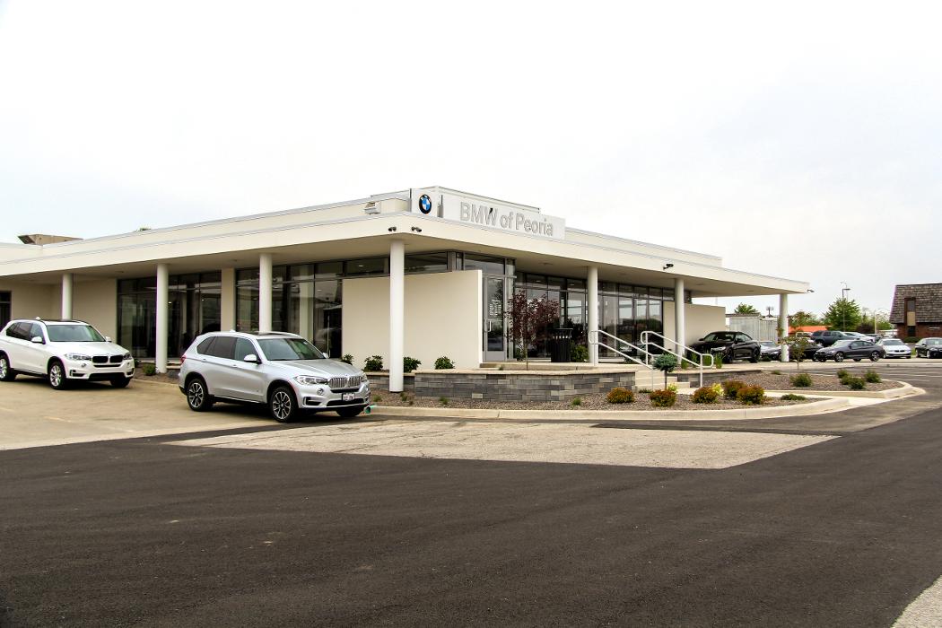 BMW of Peoria Image