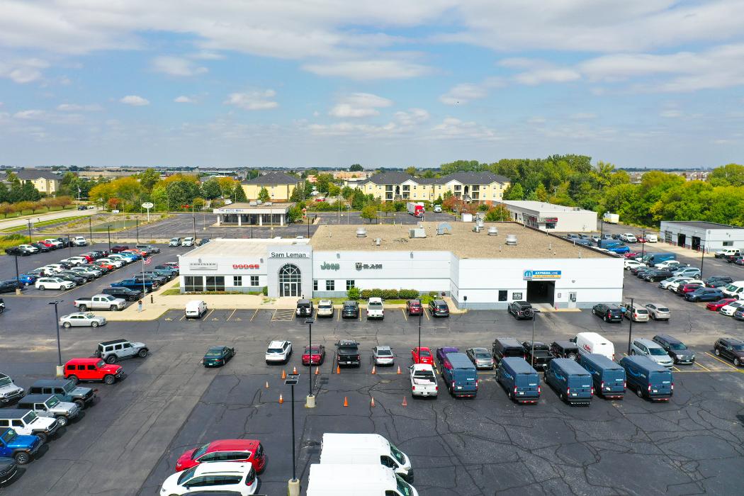 Sam Leman Chrysler Dodge Jeep Ram of Champaign Image