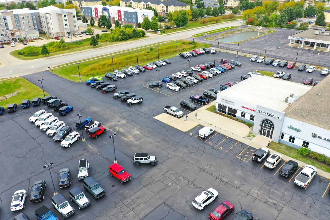 Sam Leman Chrysler Dodge Jeep Ram of Champaign Image