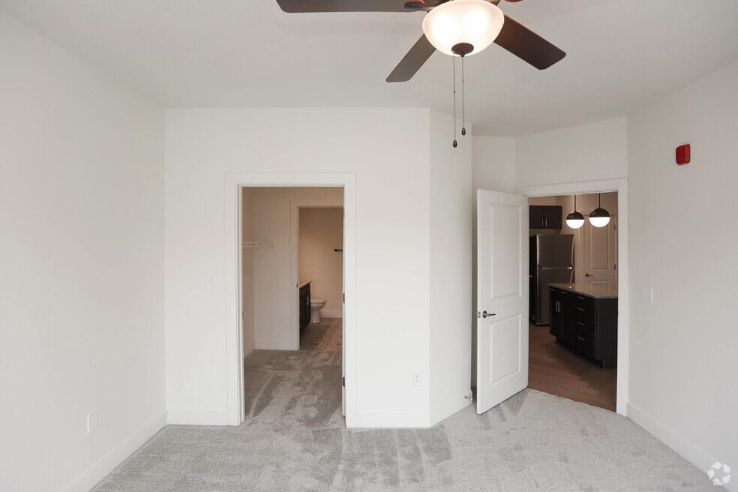 Luna - Lafayette, IN