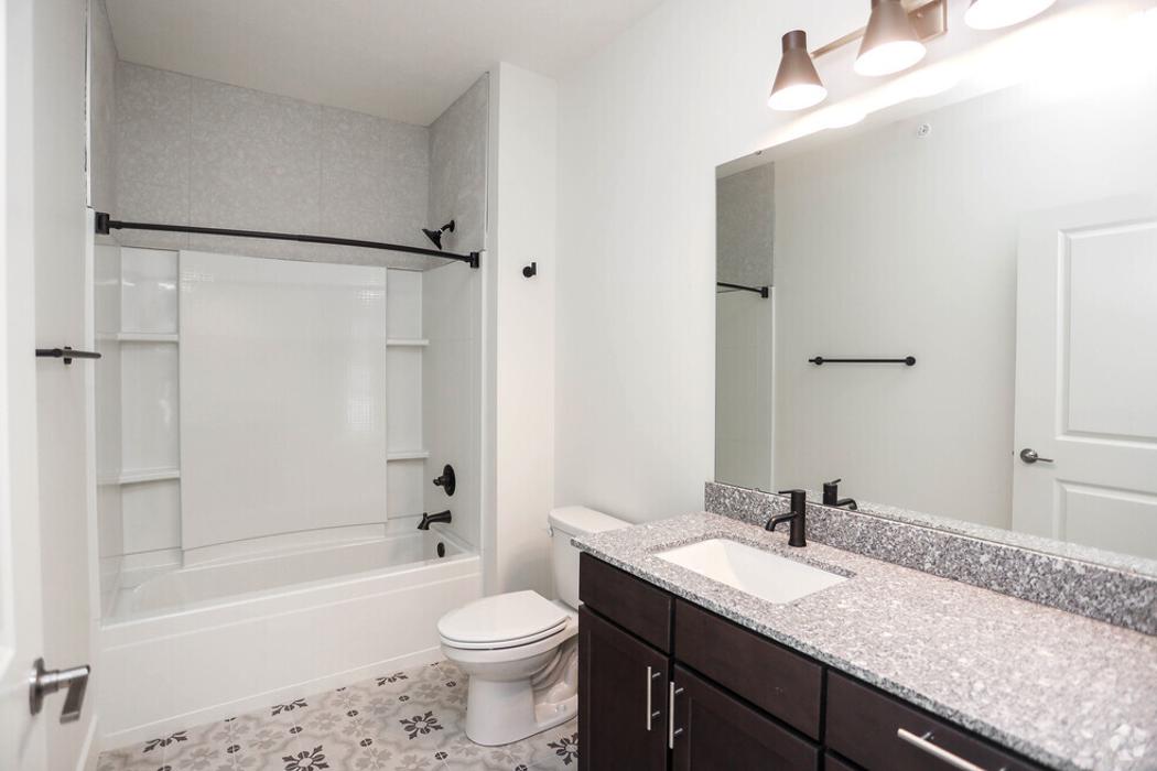 Luna - Lafayette, IN