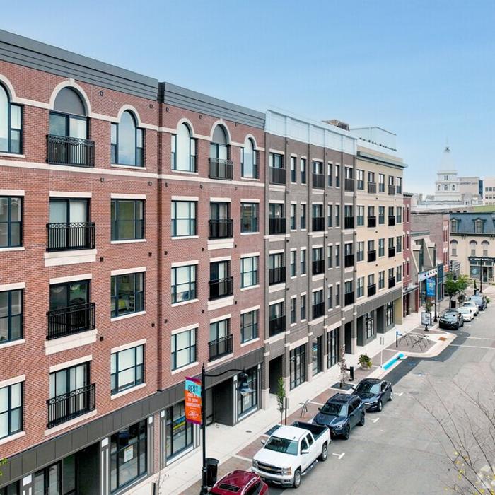 Luna - Lafayette, IN