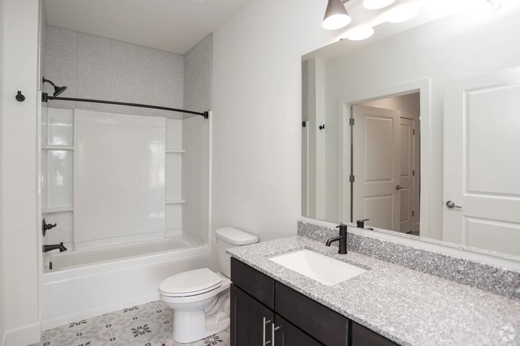 Luna - Lafayette, IN