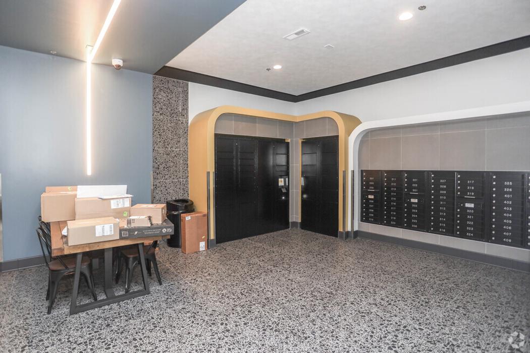 Luna - Lafayette, IN