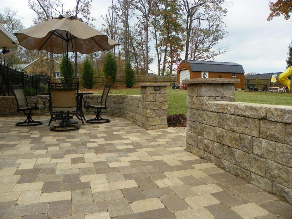 Dominion Block, Brick & Hardscapes Image