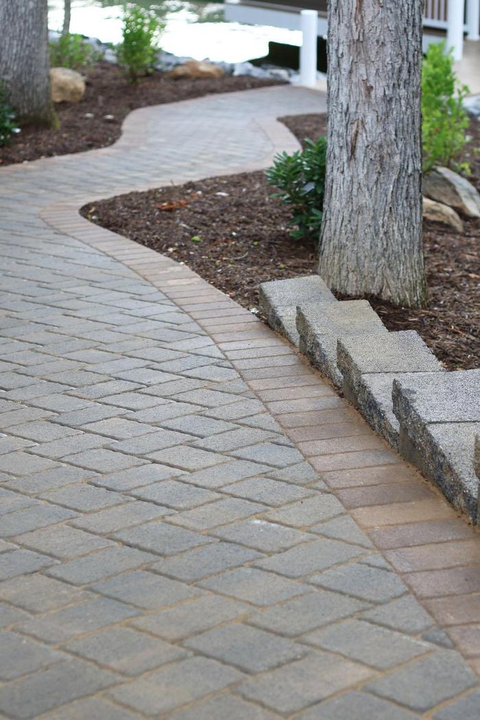 Dominion Block, Brick & Hardscapes Image