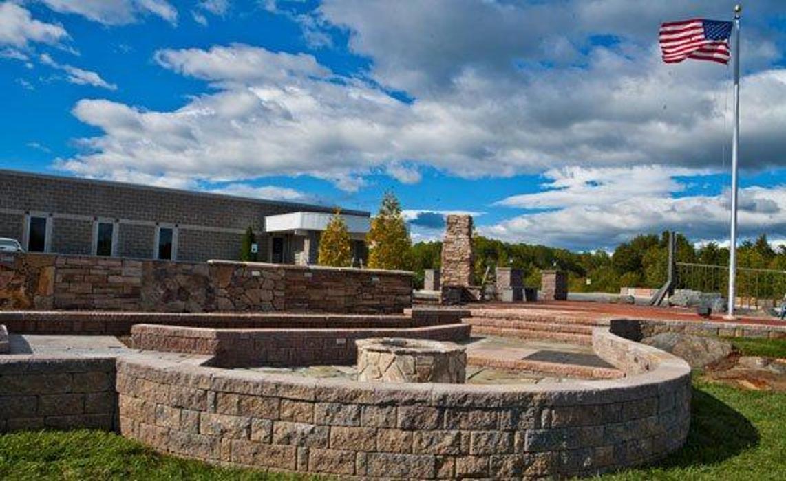 Dominion Block, Brick & Hardscapes Image