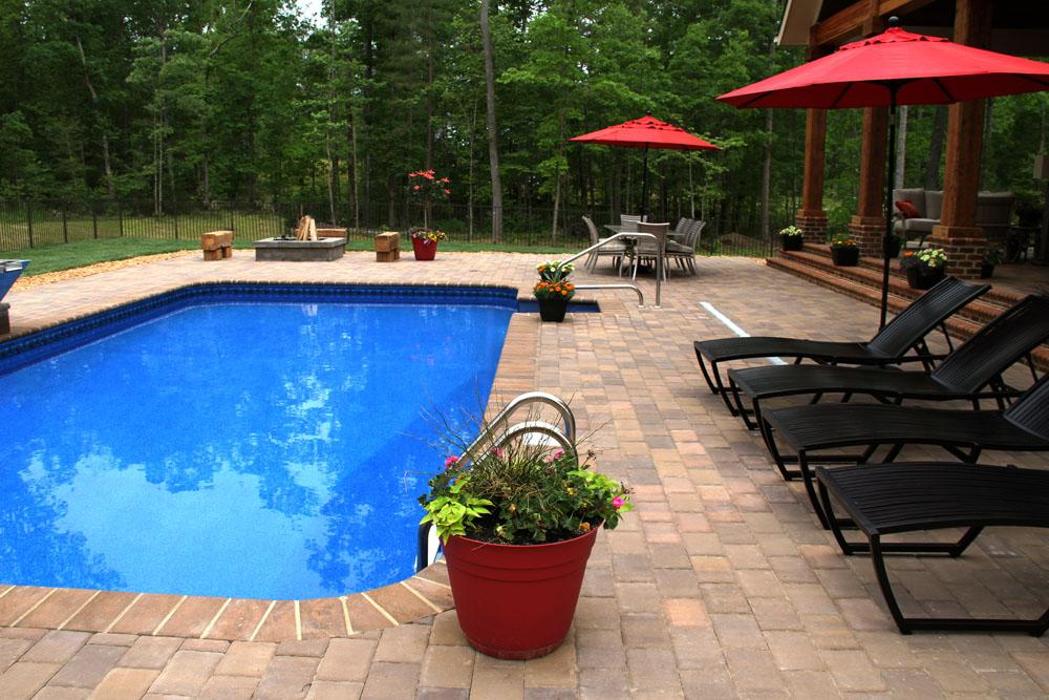 Dominion Block, Brick & Hardscapes Image