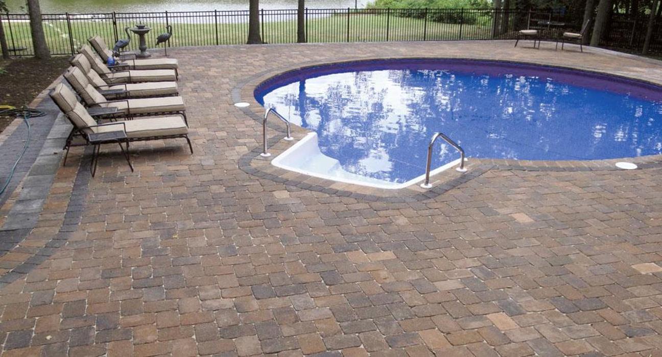 Dominion Block, Brick & Hardscapes Image