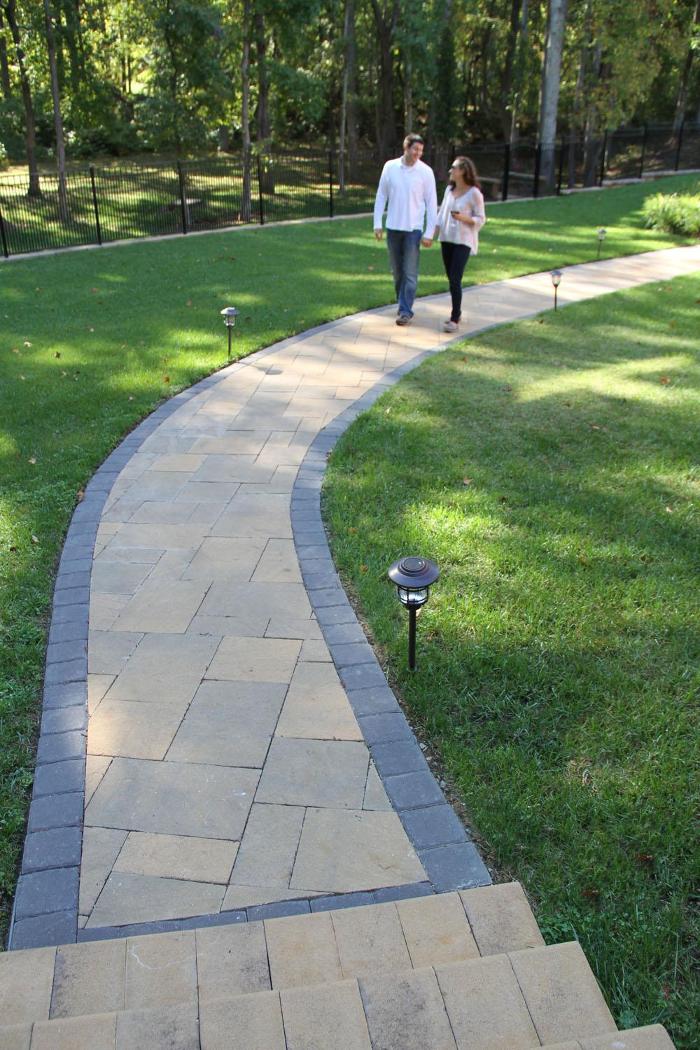 Dominion Block, Brick & Hardscapes Image