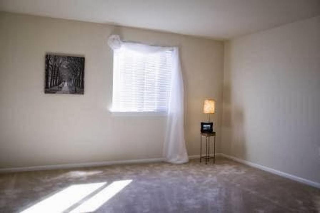 New Carrollton Woods Image