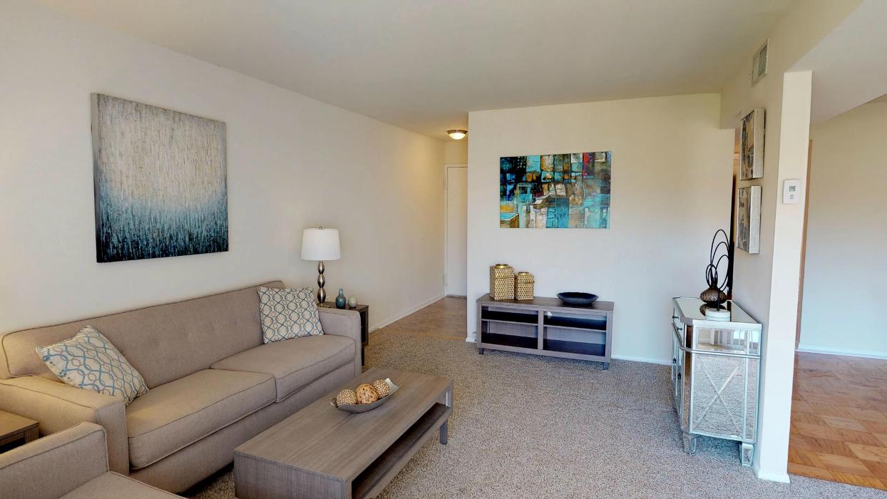 New Carrollton Woods Image