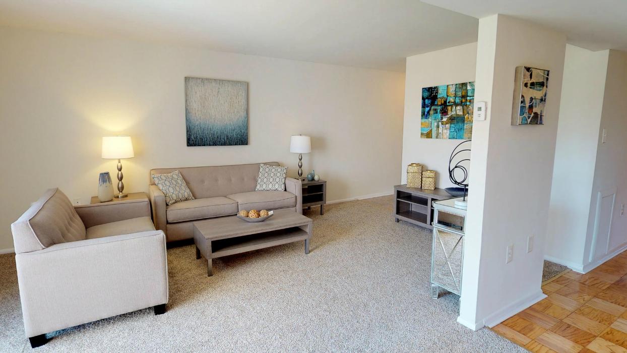 New Carrollton Woods Image