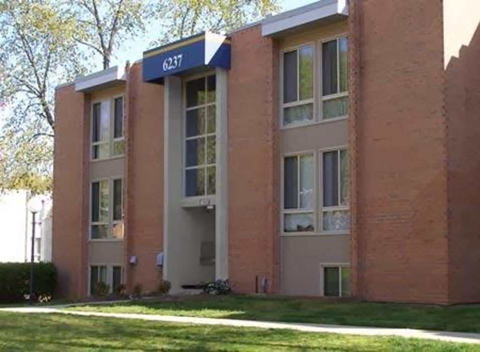 New Carrollton Woods Image