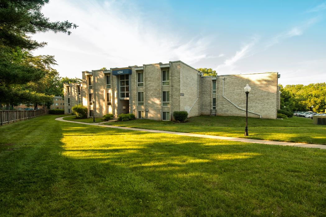 New Carrollton Woods Image