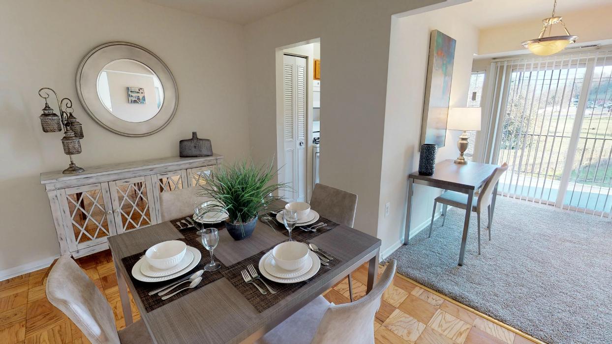 New Carrollton Woods Image