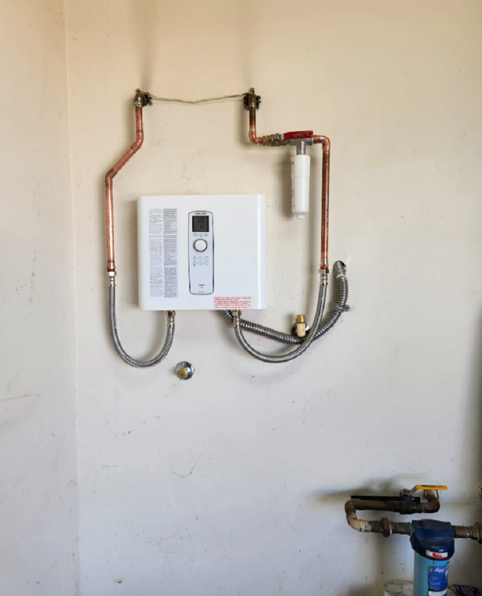 Midway Plumbing Image