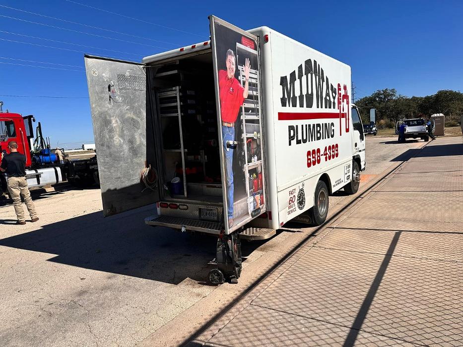 Midway Plumbing Image