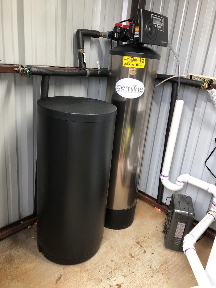 Midway Plumbing Image