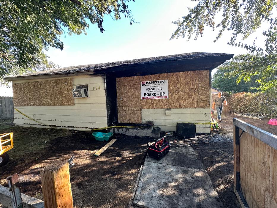 Kustom US Restoration: Formerly Zion Carpet and Restoration - Pasco, WA