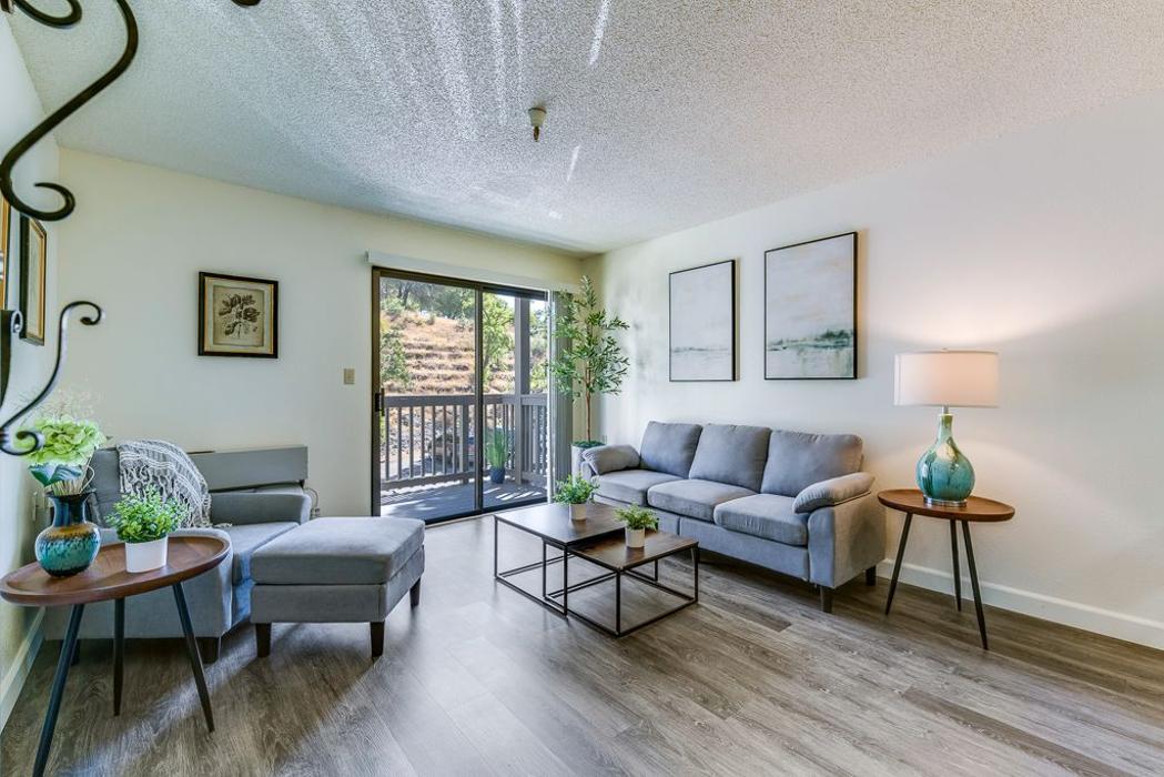 Auburn Ravine Terrace - Auburn, CA