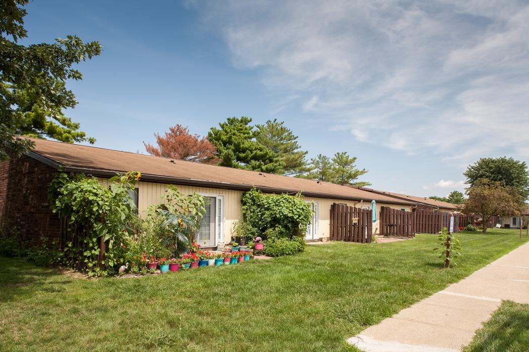 Franklin Cove Apartments - Franklin, IN