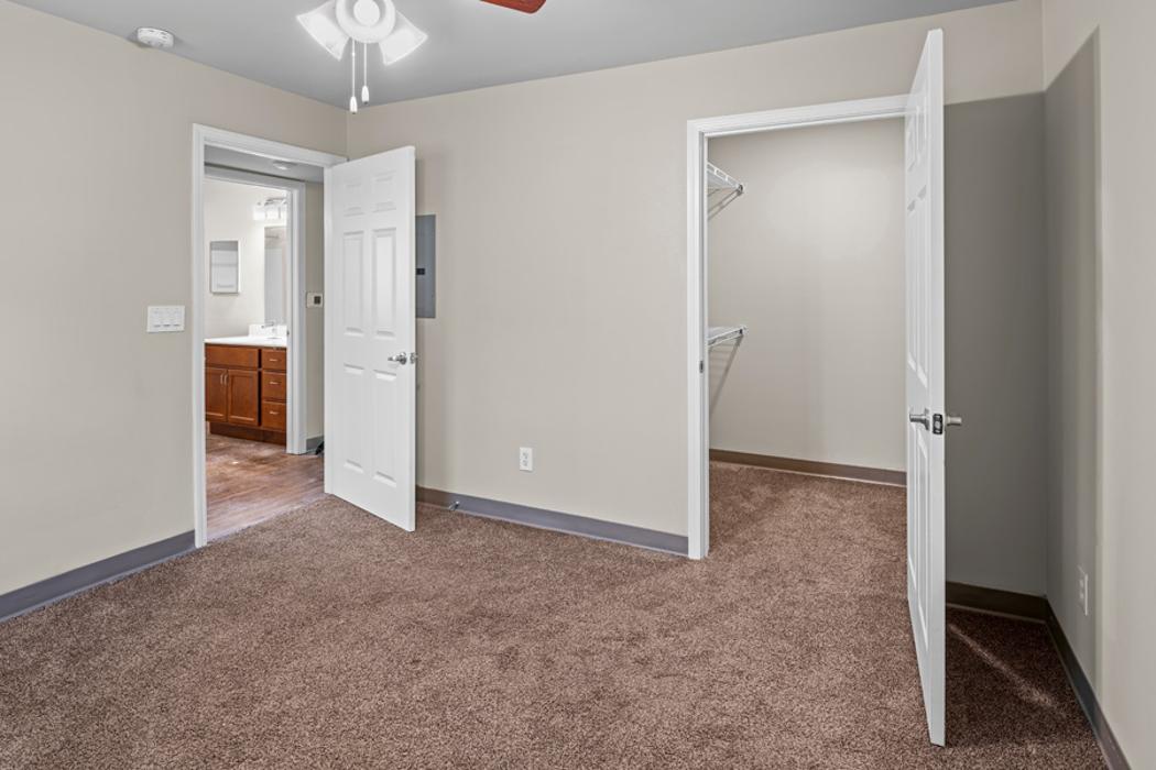 Franklin Cove Apartments - Franklin, IN