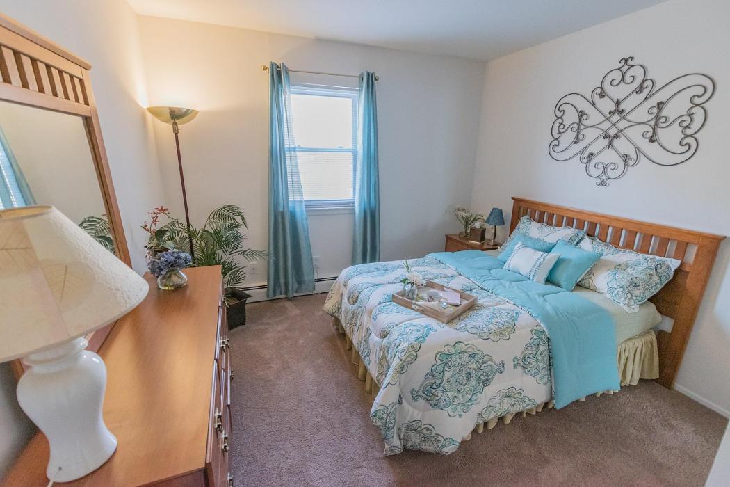 Mayflower Crossing Apartments - Wilkes-Barre, PA