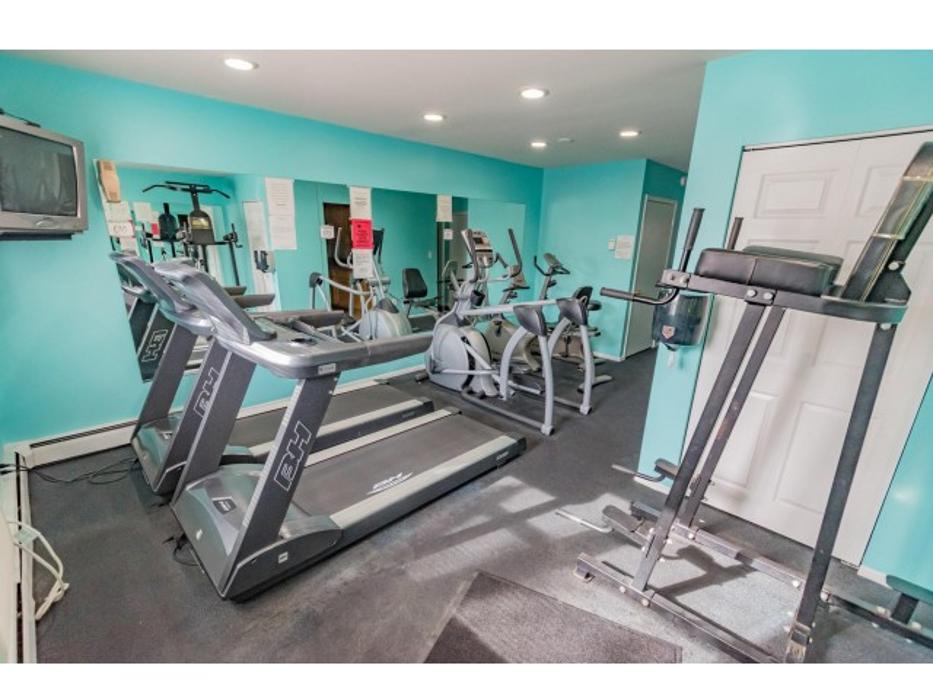 Mayflower Crossing Apartments - Wilkes-Barre, PA