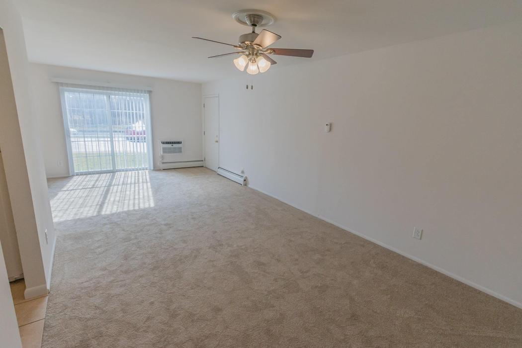 Mayflower Crossing Apartments - Wilkes-Barre, PA