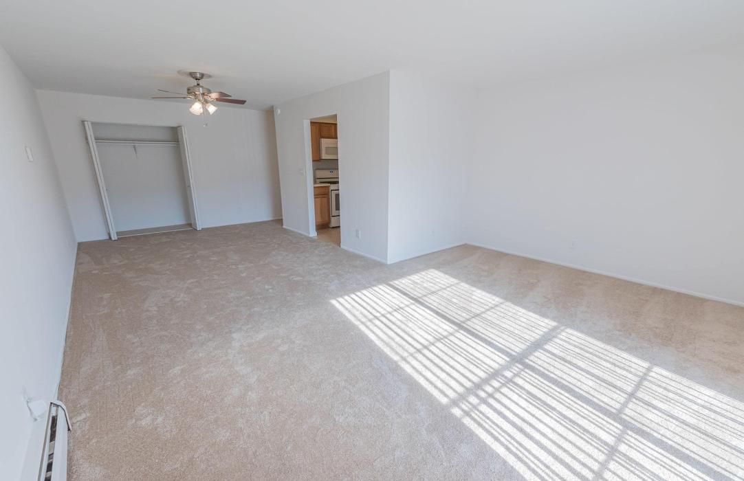 Mayflower Crossing Apartments - Wilkes-Barre, PA