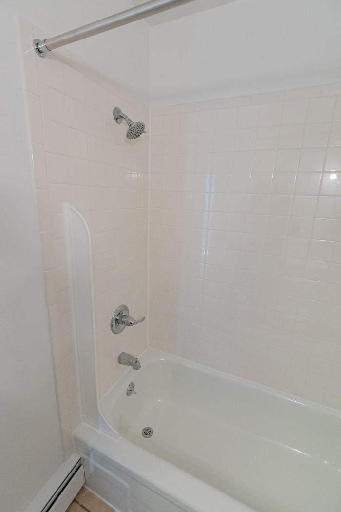 Mayflower Crossing Apartments - Wilkes-Barre, PA