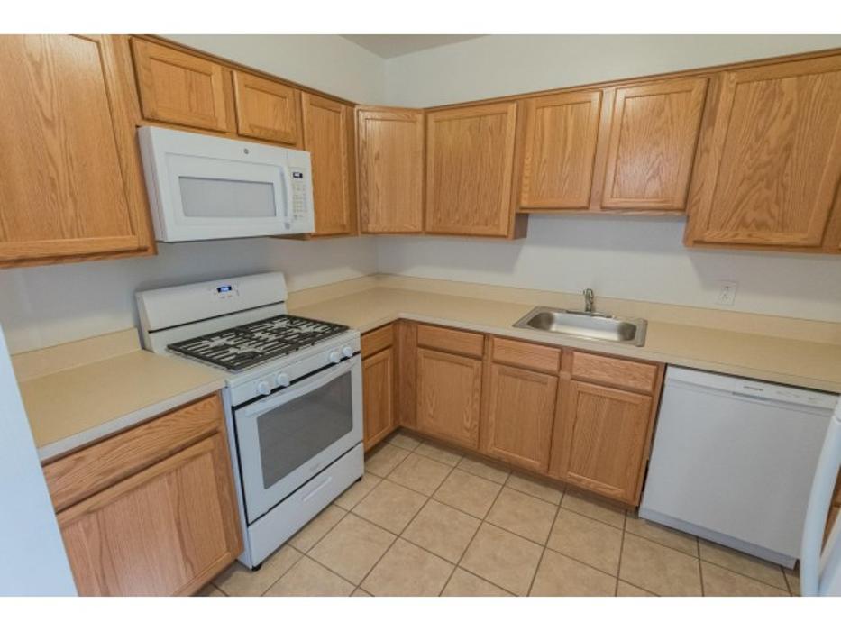Mayflower Crossing Apartments - Wilkes-Barre, PA
