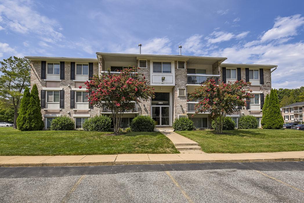 Chesapeake Village Apartments - Middle River, MD