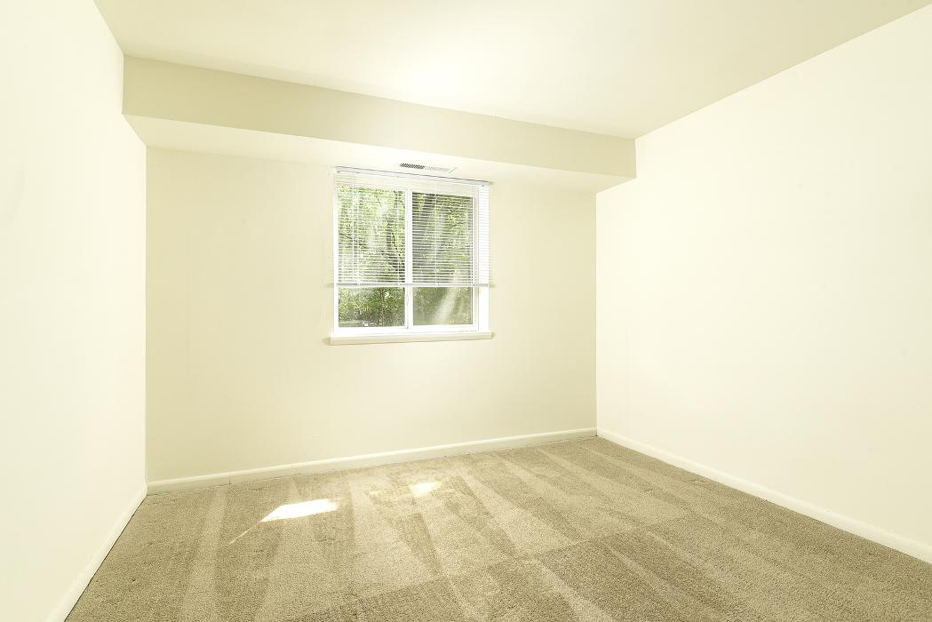 Chesapeake Village Apartments - Middle River, MD