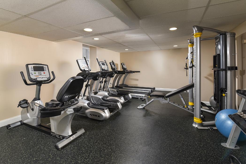 Suburban Court Apartments - Ardmore, PA