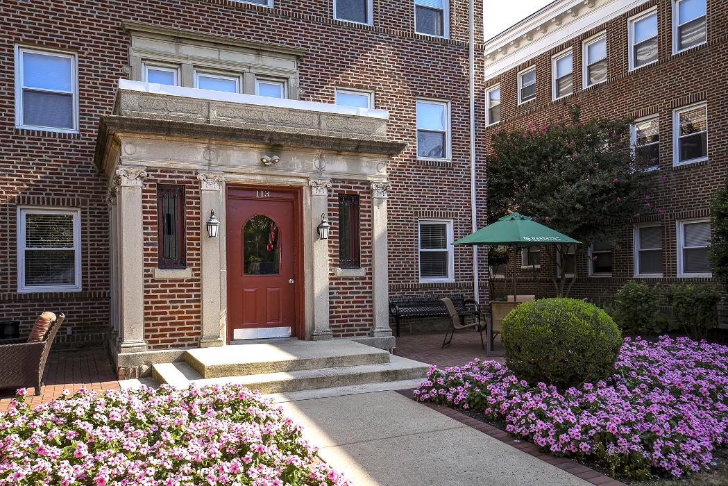 Suburban Court Apartments - Ardmore, PA