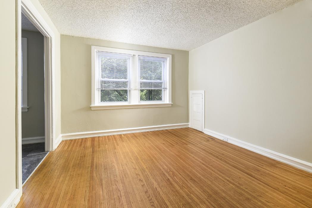 Suburban Court Apartments - Ardmore, PA